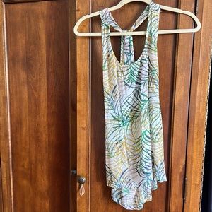 BB Dakota Tank Top Size Small